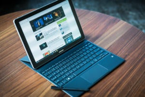 Samsung Galaxy Book side