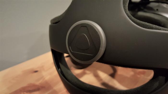 HTC Vive + Deluxe Audio Strap