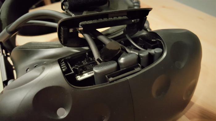 HTC Vive + Deluxe Audio Strap