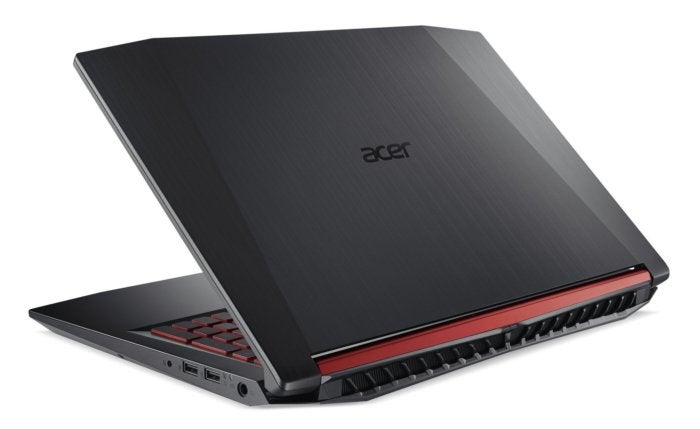 acer nitro 5 rear view02