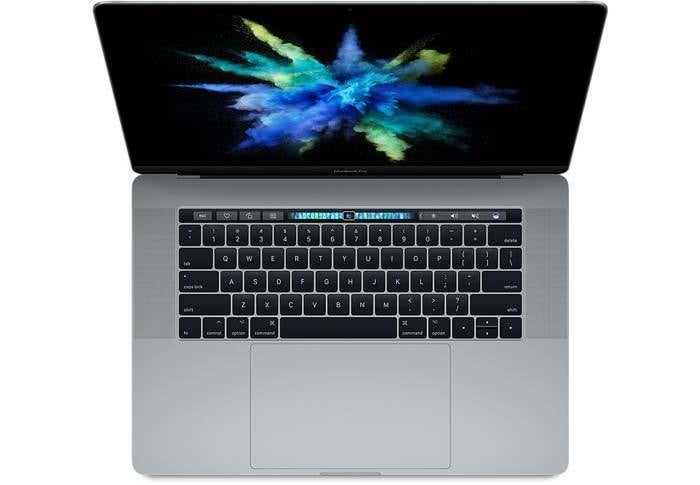 5 MacBook (2017) accessories |