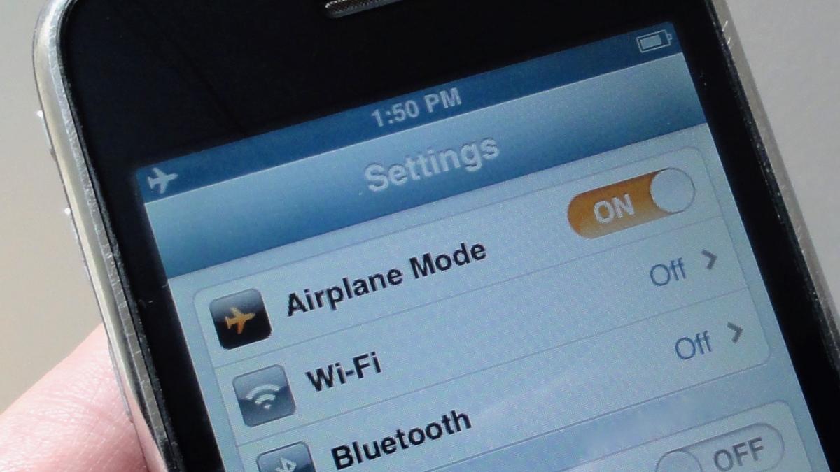 Jamf Threat Labs subverts iPhone security with fake Airplane Mode