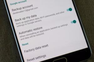 How to transfer everything from your old Android phone to your new one