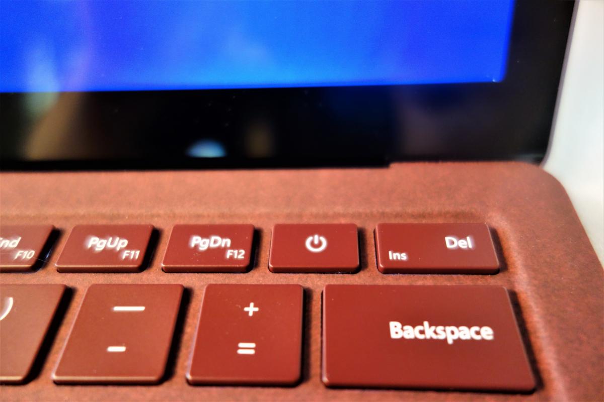 microsoft surface laptop go 12.4 case