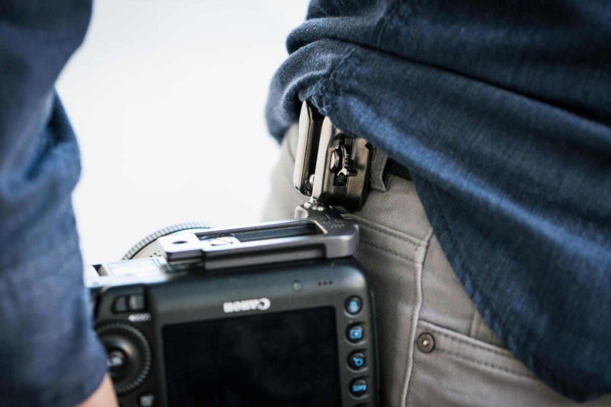 Spider Holster SpiderLight on a Canon 5D Mark III