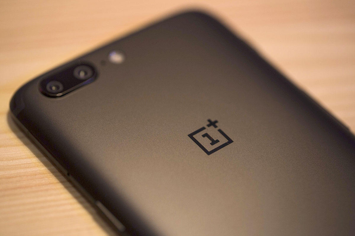 Oneplus 5 Review A Speedy Android Phone That S A Little Too Stale Pcworld