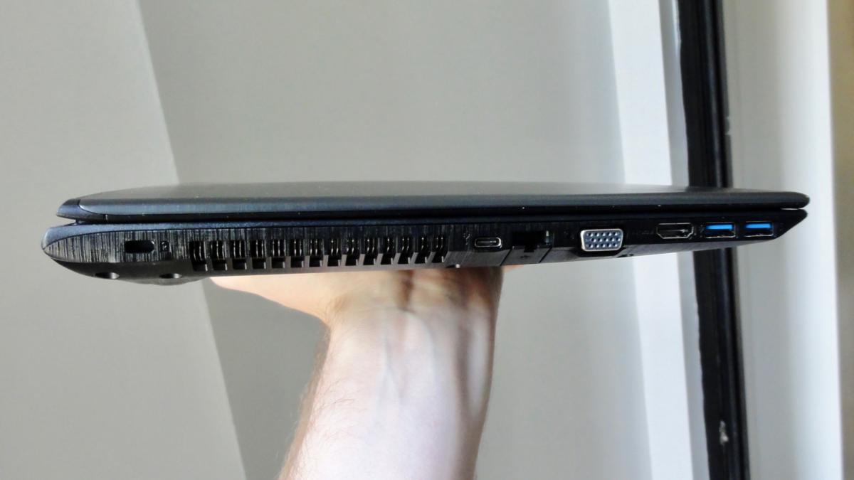 Acer Aspire E 15 ports