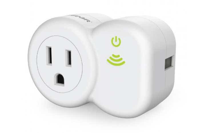 Best Smart Outlet for your iPhone! (ConnectSense) 