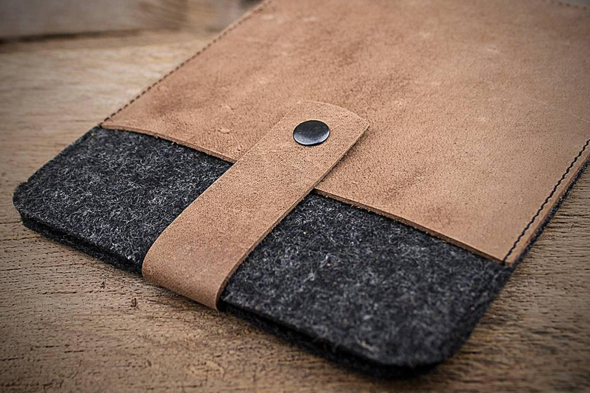 werktat leather felt case