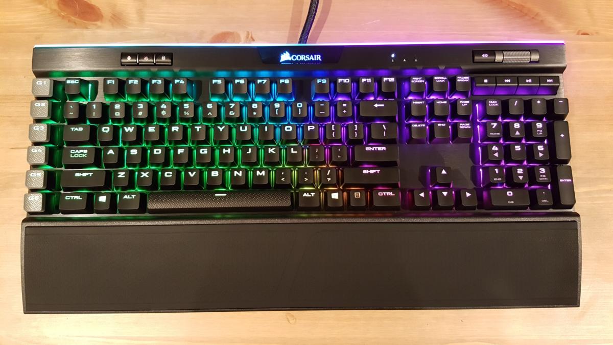 Corsair K95 Platinum