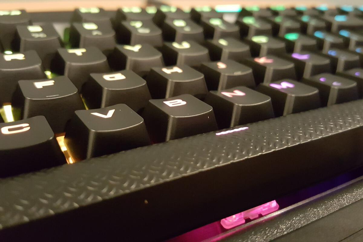 Corsair K95 Rgb Platinum Review The Luxury Car Of Keyboards Pcworld