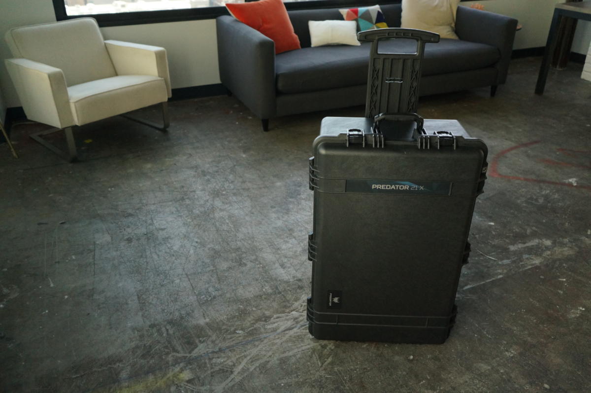 acer predator 21x rolling pelican case