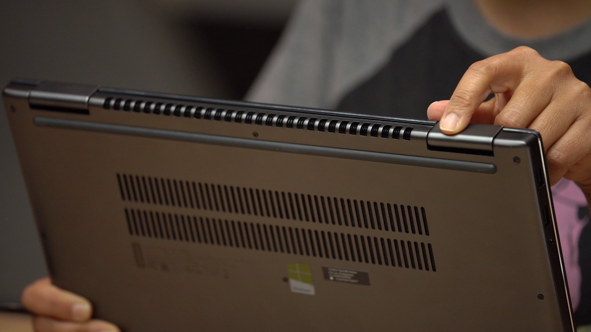 Lenovo Yoga 720