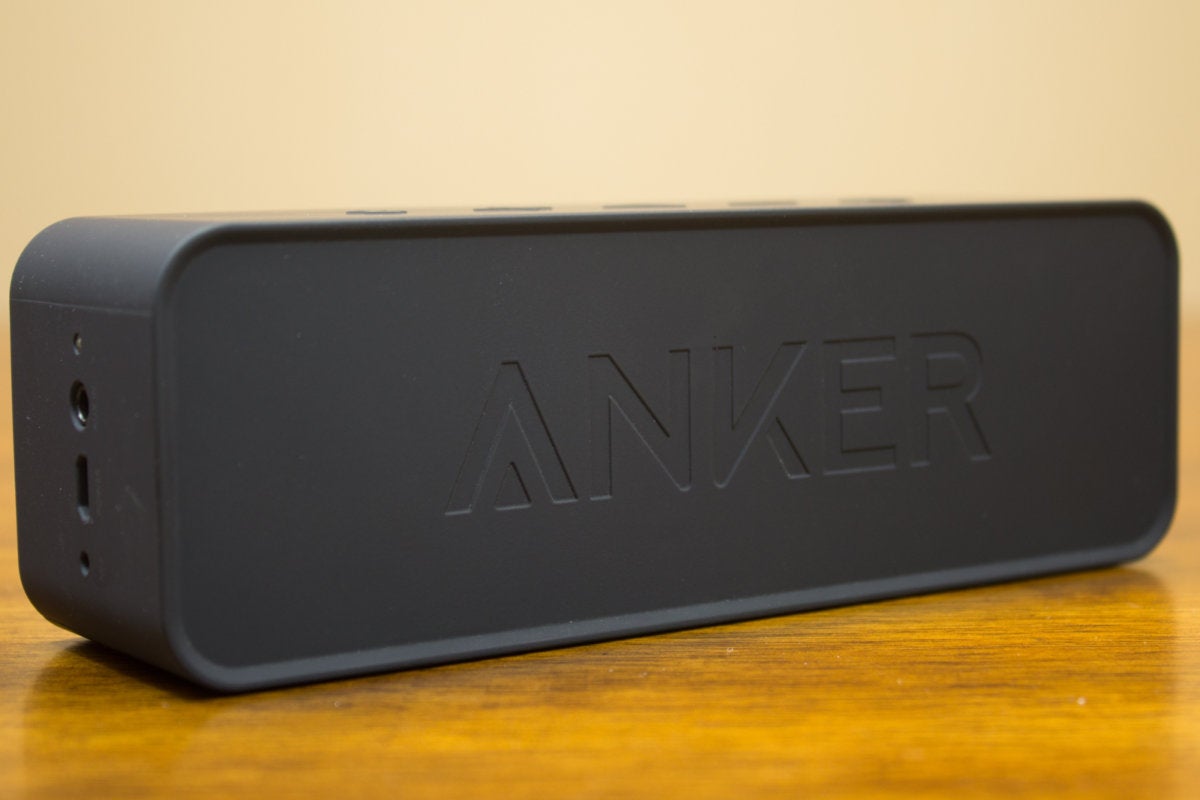 anker soundcore a3102 back