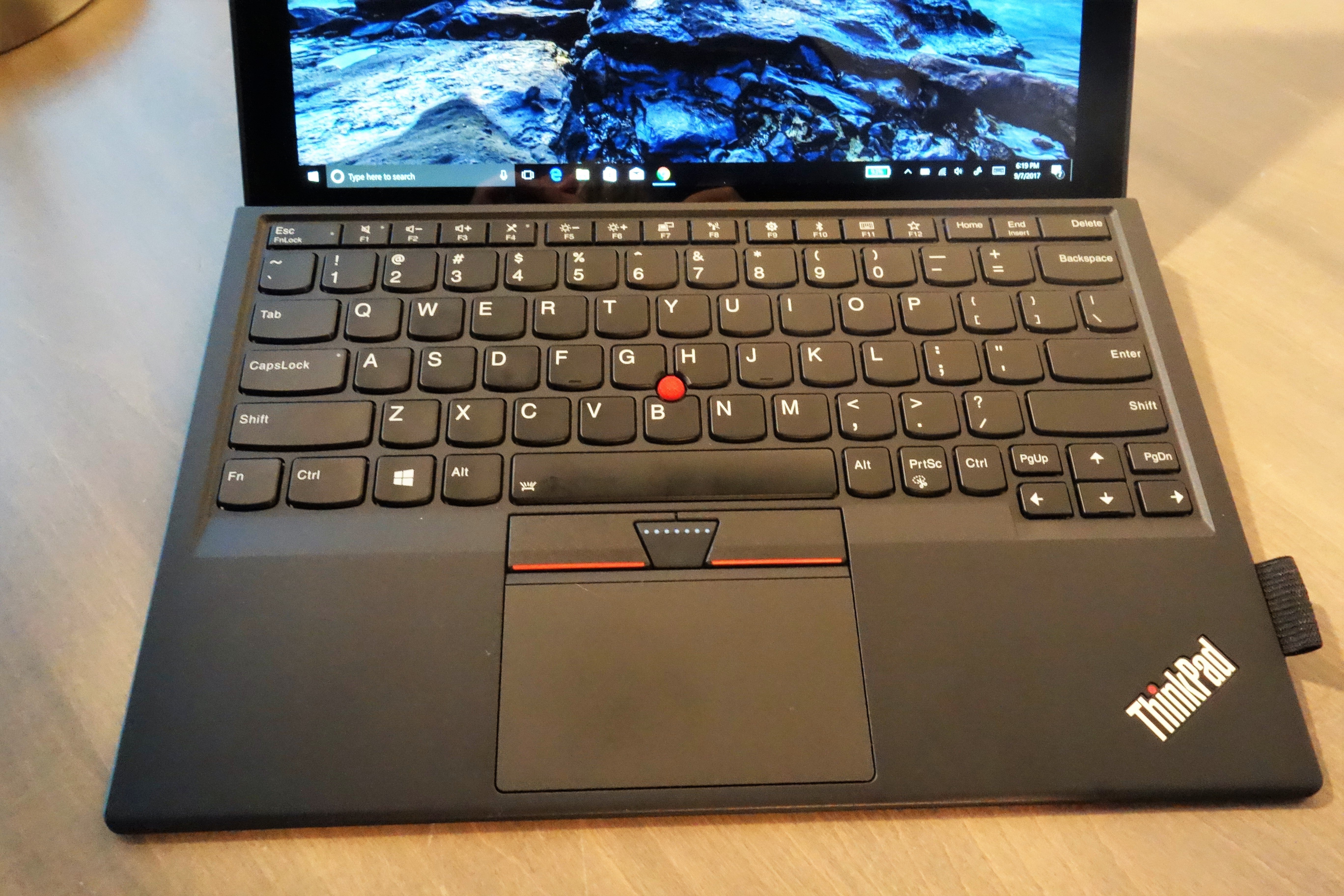 Lenovo Thinkpad X1 Tablet0