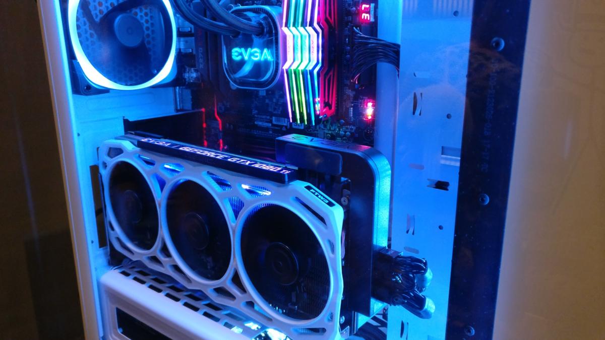 PAX Hardware - EVGA