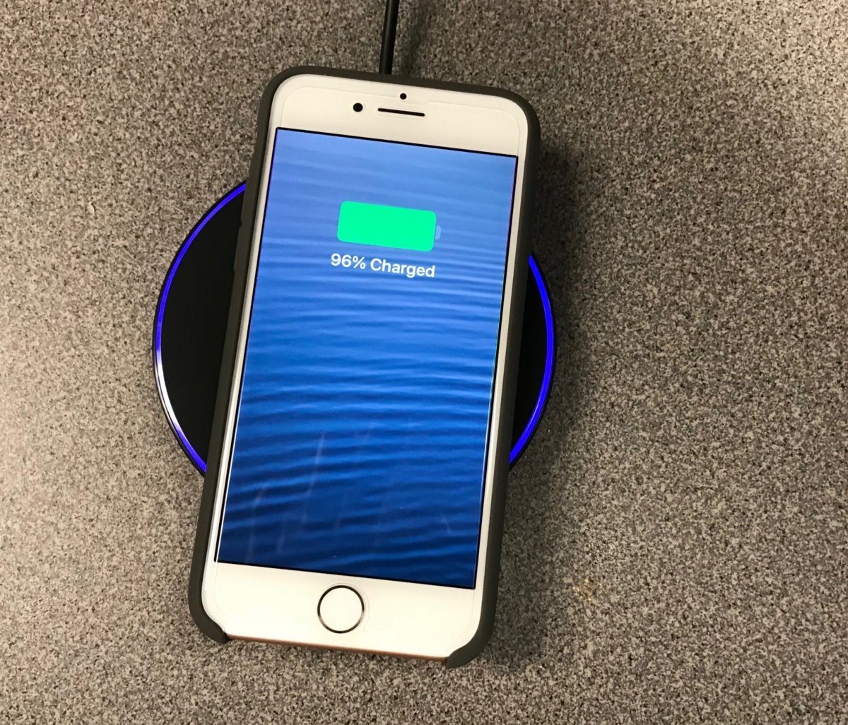 Iphone 8 wireless deals charger