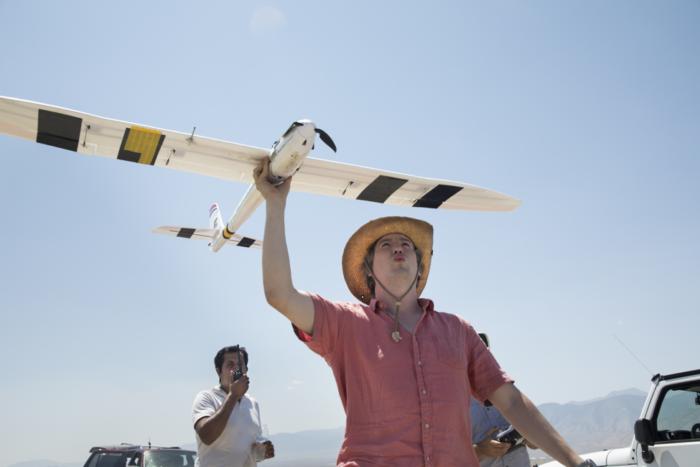 Microsoft’s self-soaring sailplane improves IoT, digital assistants