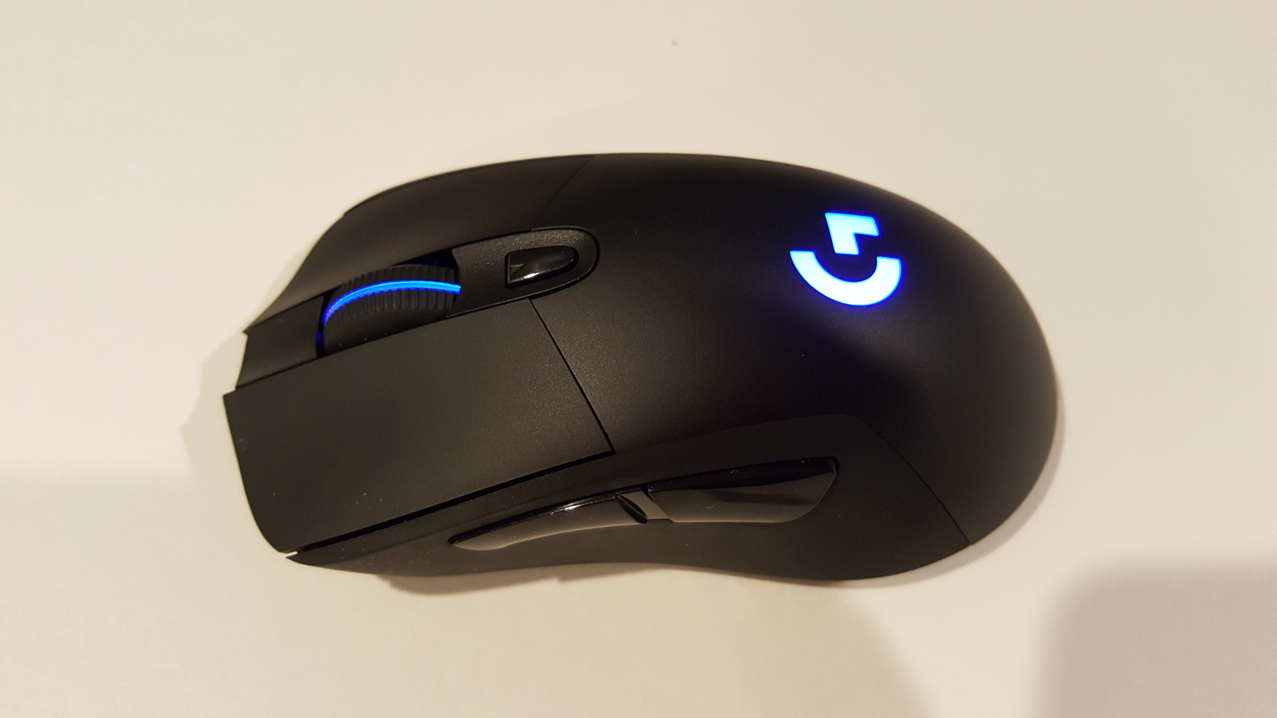 Logitech G703 review: A mainstream wireless mouse with ...