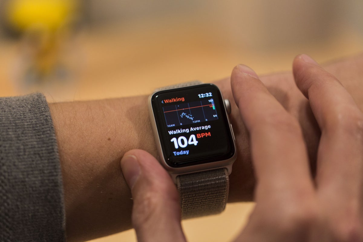 apple watch with fitbit app