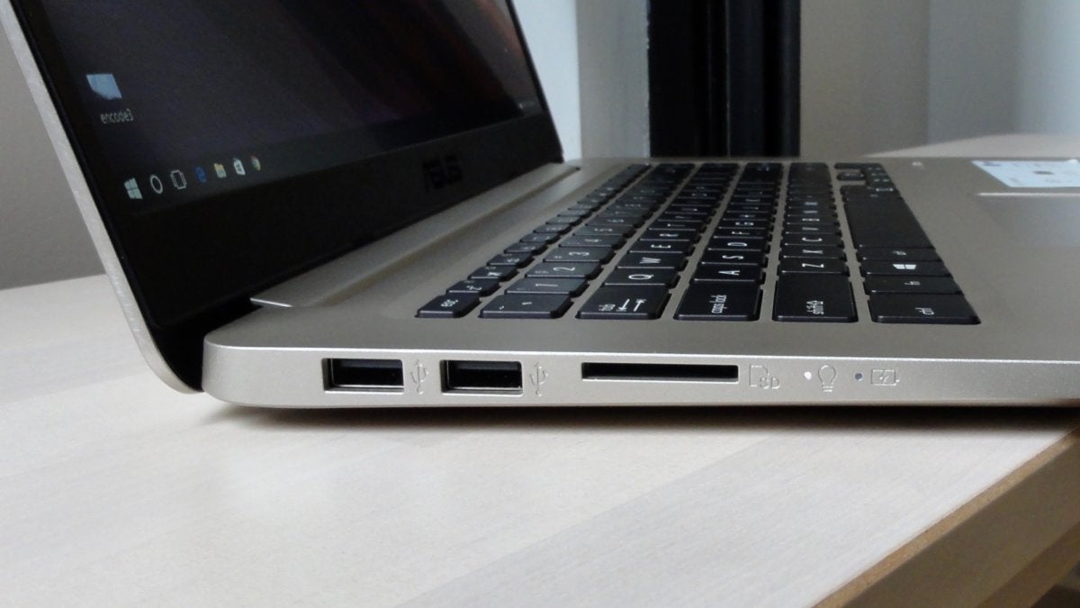 Asus VivoBook S510 left-side ports