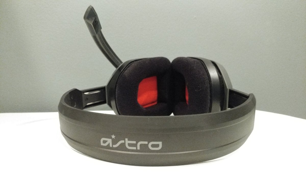 Astro A10 Review The Perfect Budget Headset As Long As You Don T Care About Looks