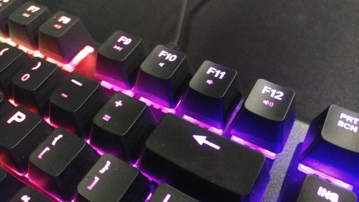 inch massefylde velgørenhed SteelSeries Apex M750 review: For people who prioritize RGB lighting above  all other features | PCWorld