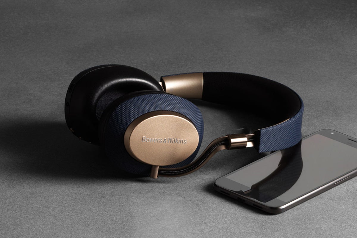 Bowers & Wilkins PX headphones review | TechHive