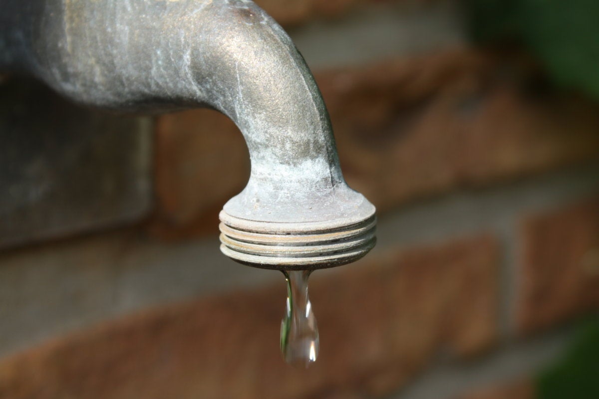 leaky faucet by Maarten Van Damme, CC BY 2.0 via Flickr