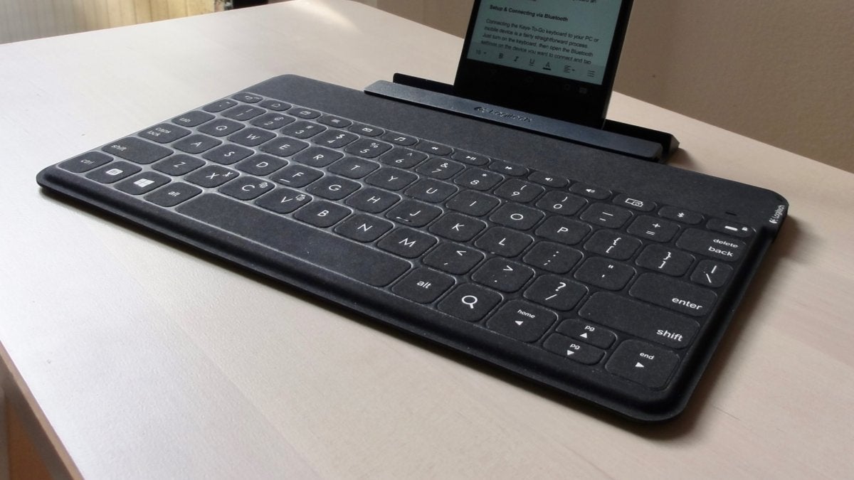 logitech-keys-to-go-review-a-super-slim-keyboard-that-ll-click-with-mobile-typists-techconnect