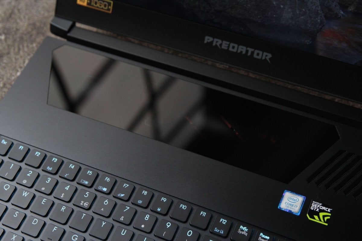 predator triton 700 touchpad