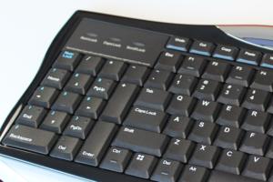 evoluent r3k reduced reach right hand keyboard numeric keypad detail