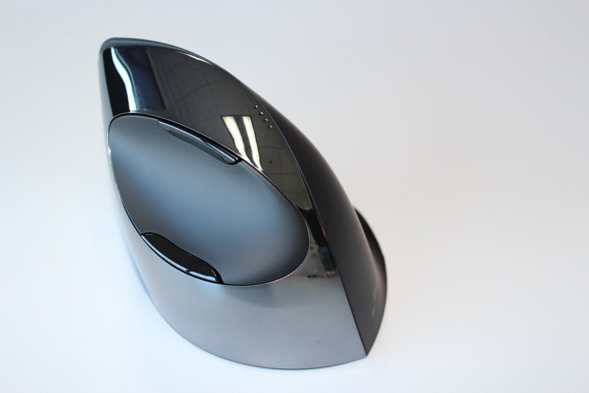 evoluent vertical mouse c right wireless left1