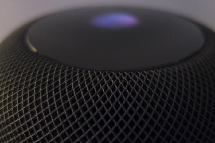 photo of How to change Siri's voice on HomePod image