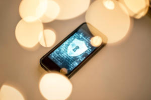 8 mobile security threats you should take seriously