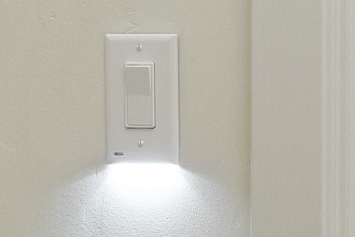 photo of SnapPower SwitchLight review: Better than any nightlight image