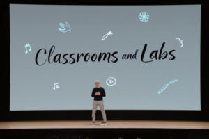 apple tim cook education event chicago