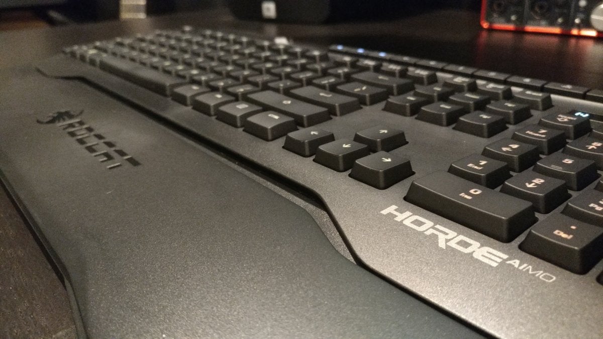 Roccat Horde Aimo Review This Membranical Gaming Keyboard Explores New Territory Pcworld