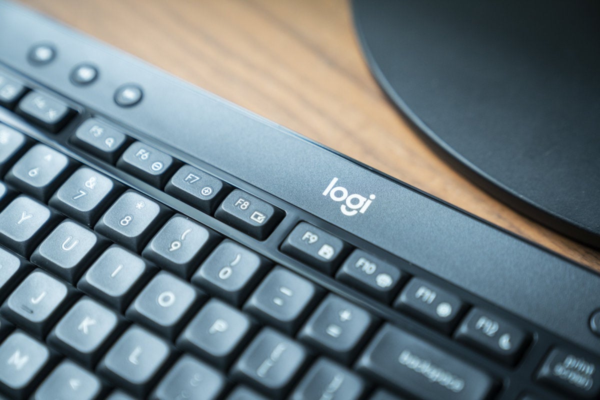 Logitech MK540 Advanced wireless keyboard and mouse review: Snappy typing,  no noise