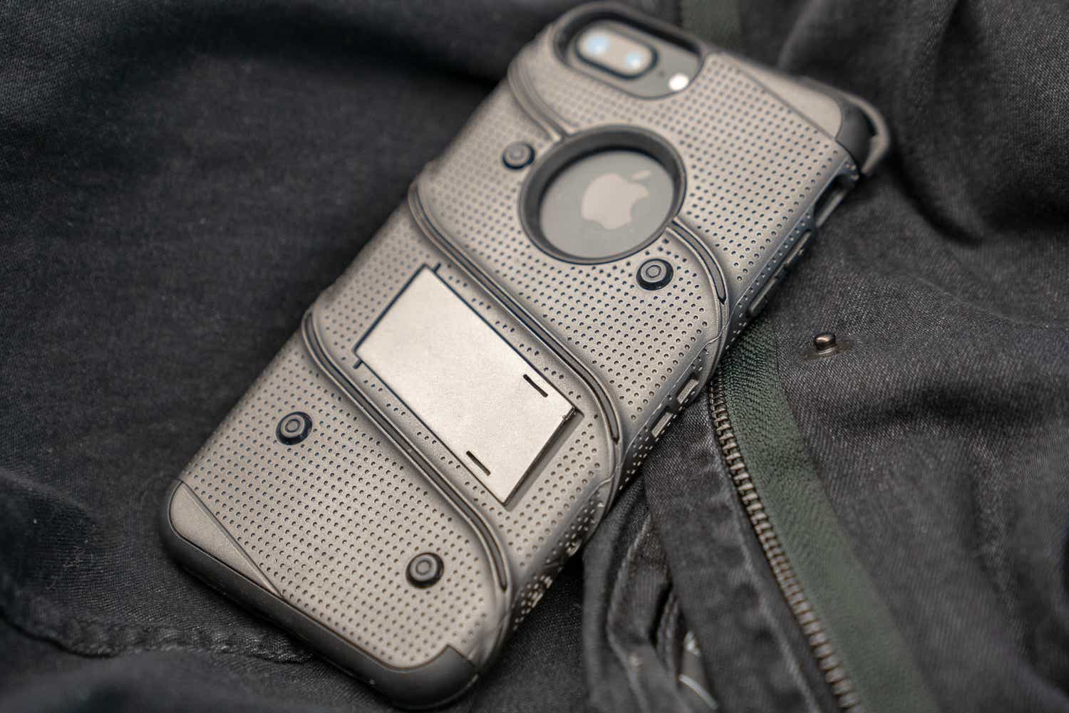 Zizo Bolt Series iPhone 8 Plus Case/iPhone 7 Plus Case