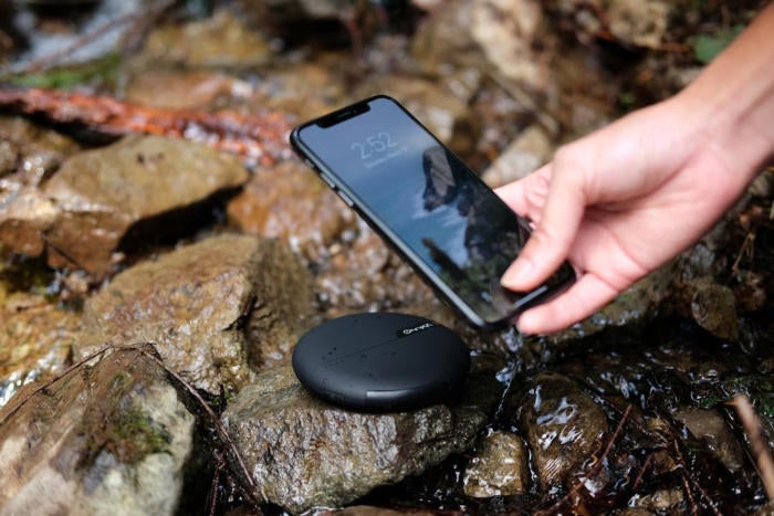 CheeNYC ONYXX water and dust resistant wireless charger and power bank