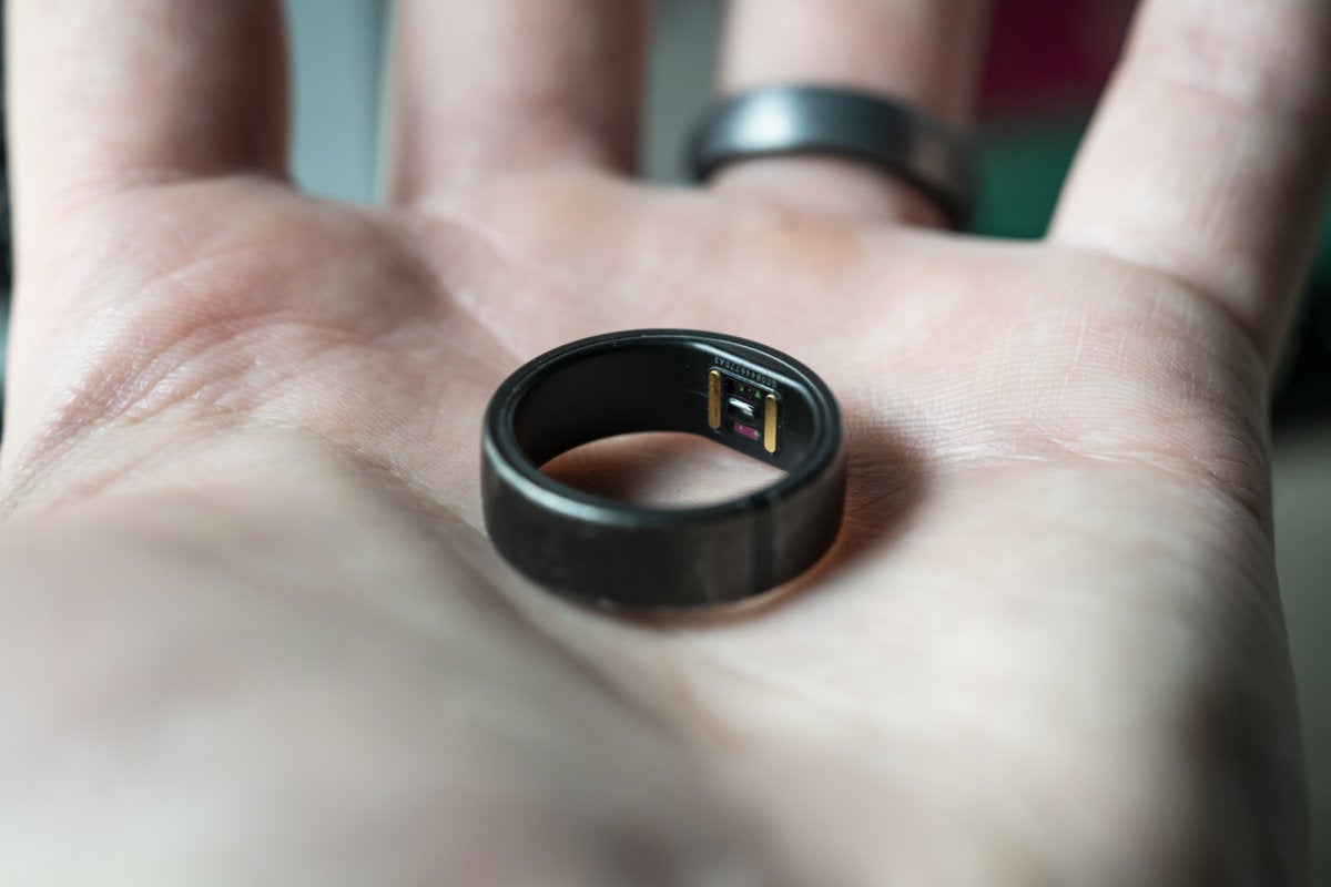 Motiv Ring vs. Fitbit - Which One is Smart Ring | Fitness + Sleep Tracking ...