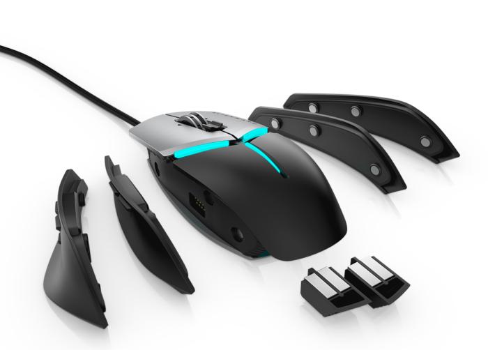 gaming mouse with thumb and pinky rest