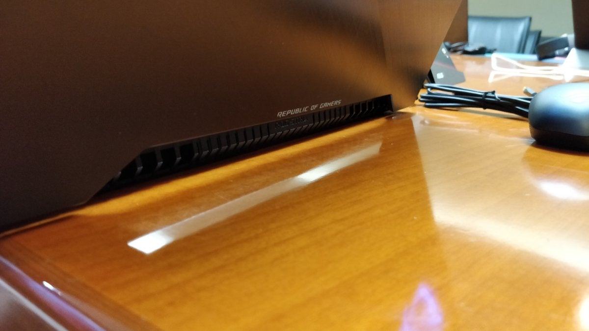 back of rog strix scar 2