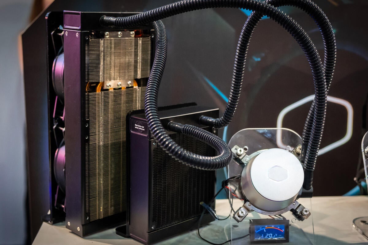  Cooler Master s hybrid cooler packs mini-fridge-like 