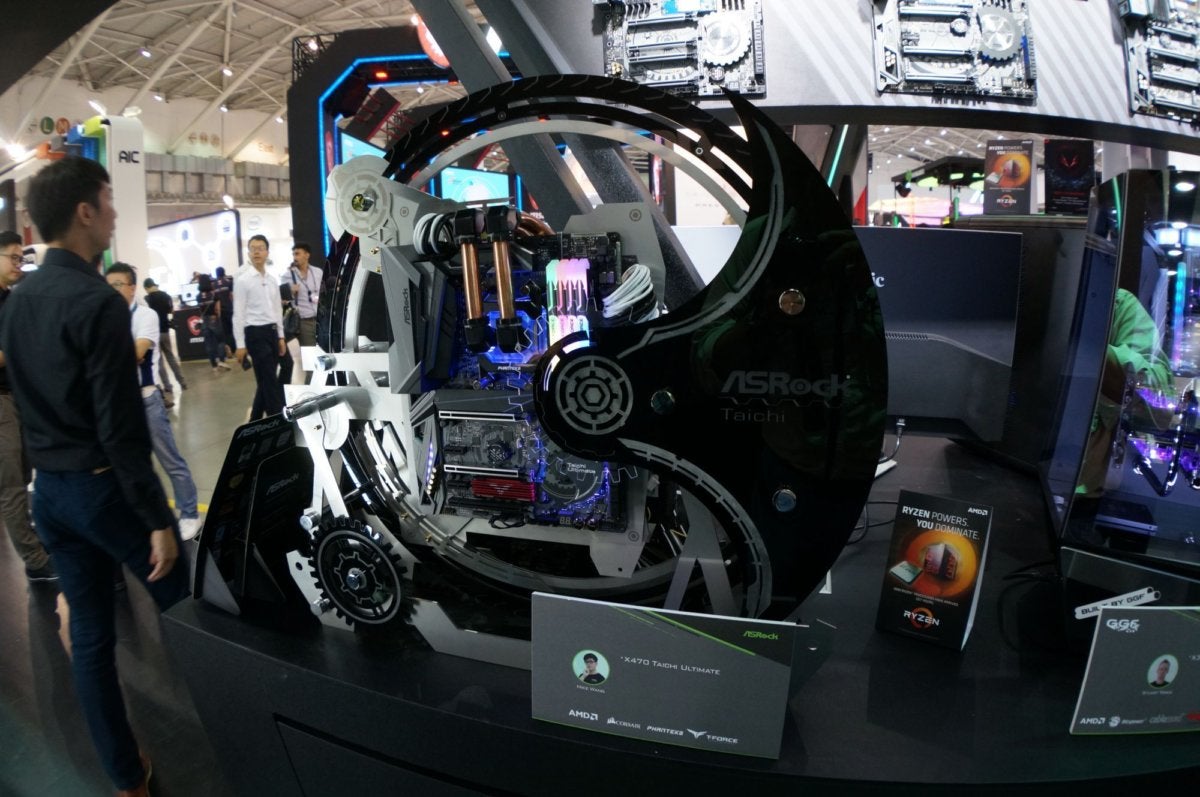 Behold Computex 18 S Wildly Inventive Custom Pc Rigs Pcworld