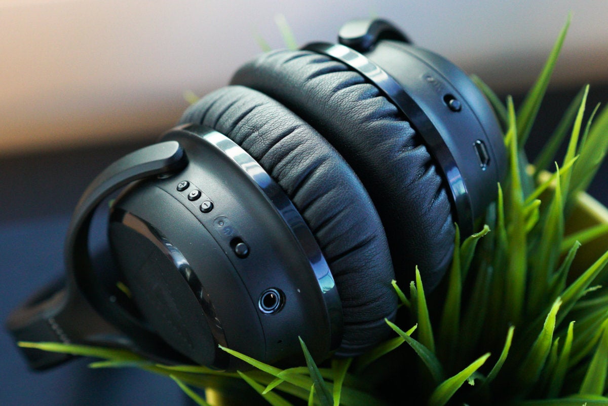 Audeara A-01 headphones