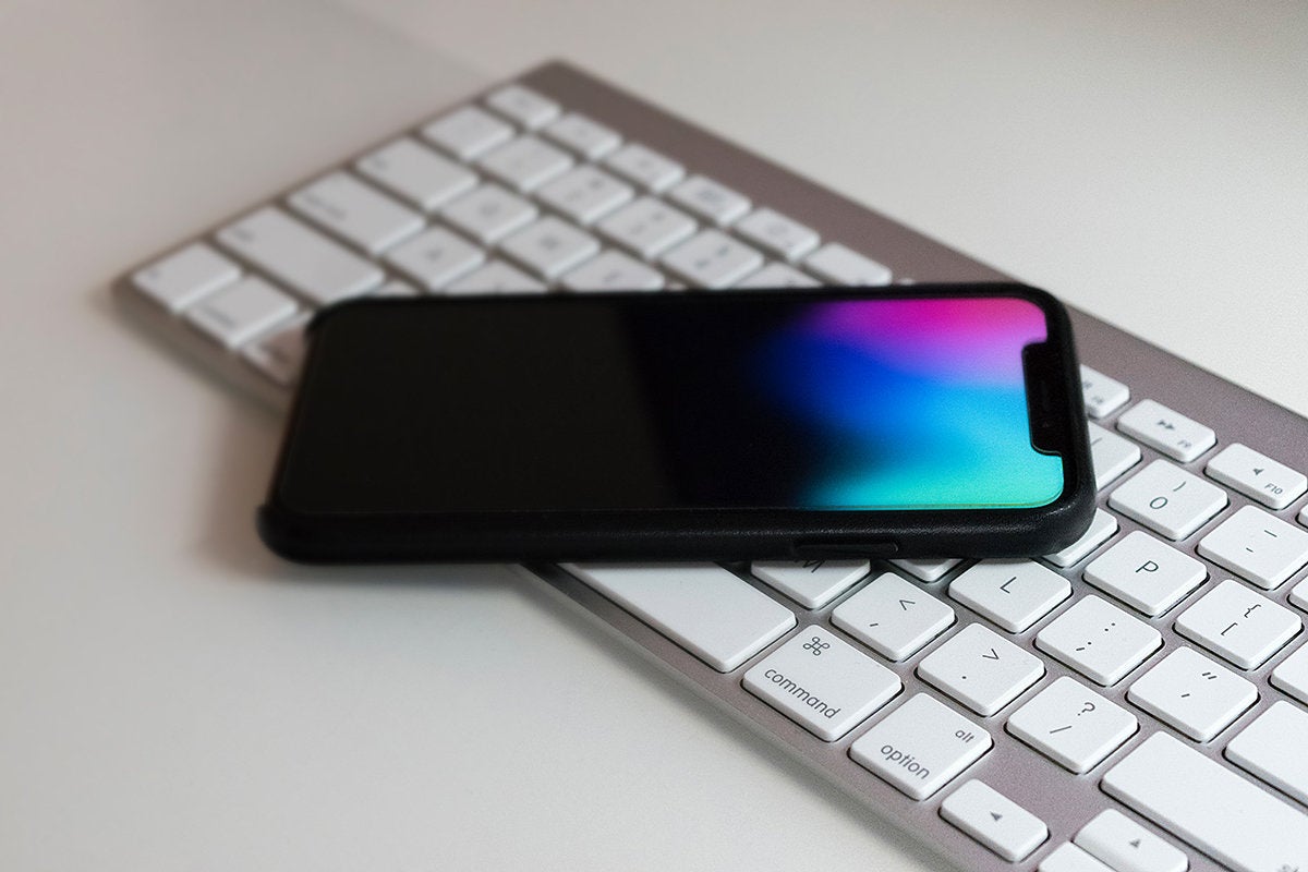 Apple iPhone X, keyboard