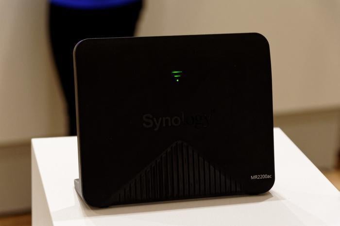 synology
