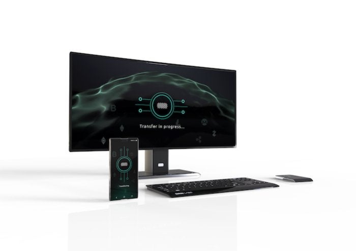 Sirin Finney smartphone and PC with Blockchain